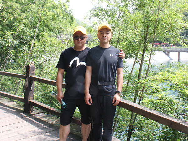 南宫体育网站2017年团队旅游-3